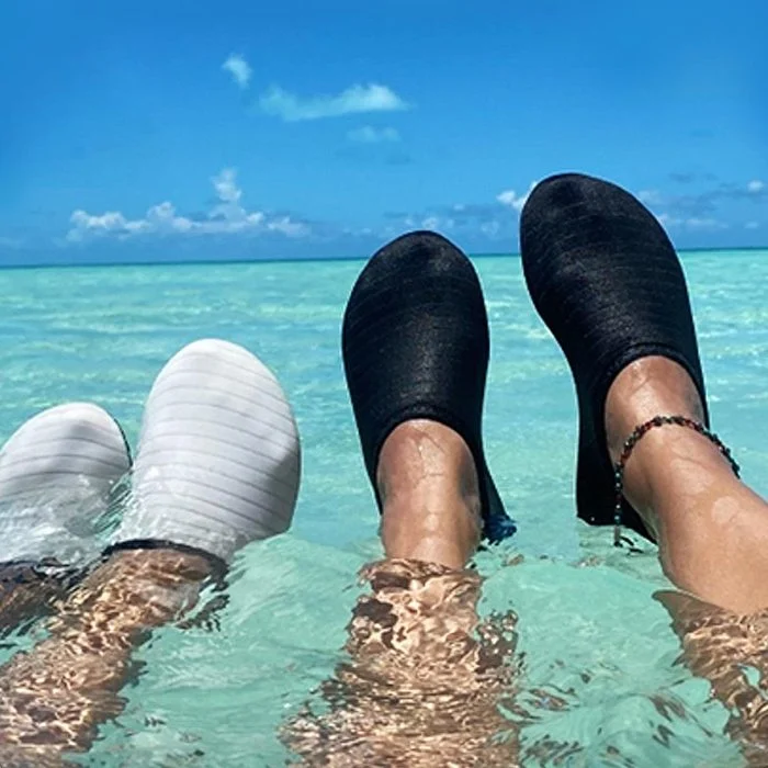 Protect Your Feet at Beaches and Pools This Summer / Foot Hazards: