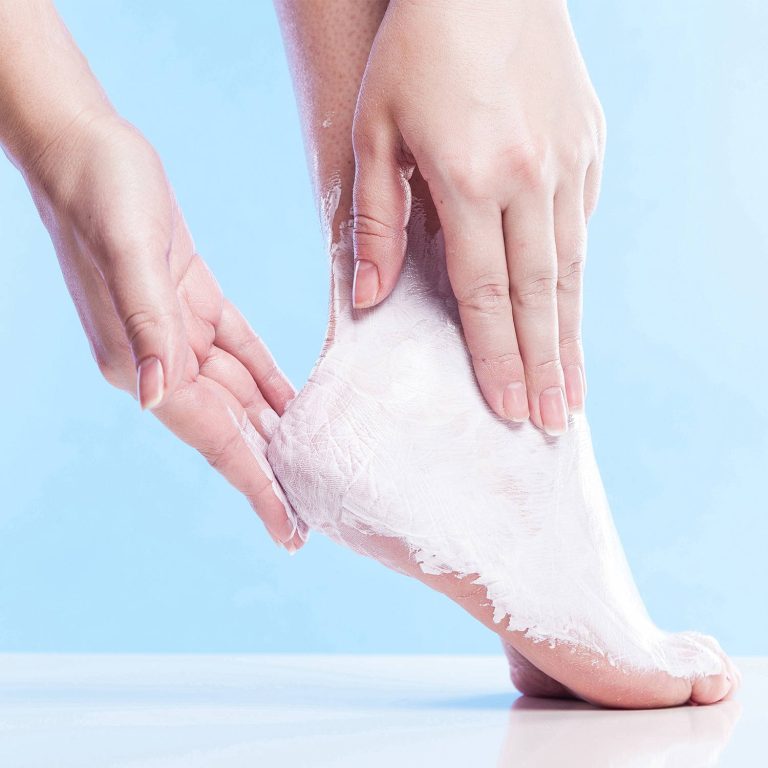 DIY foot moisturizing